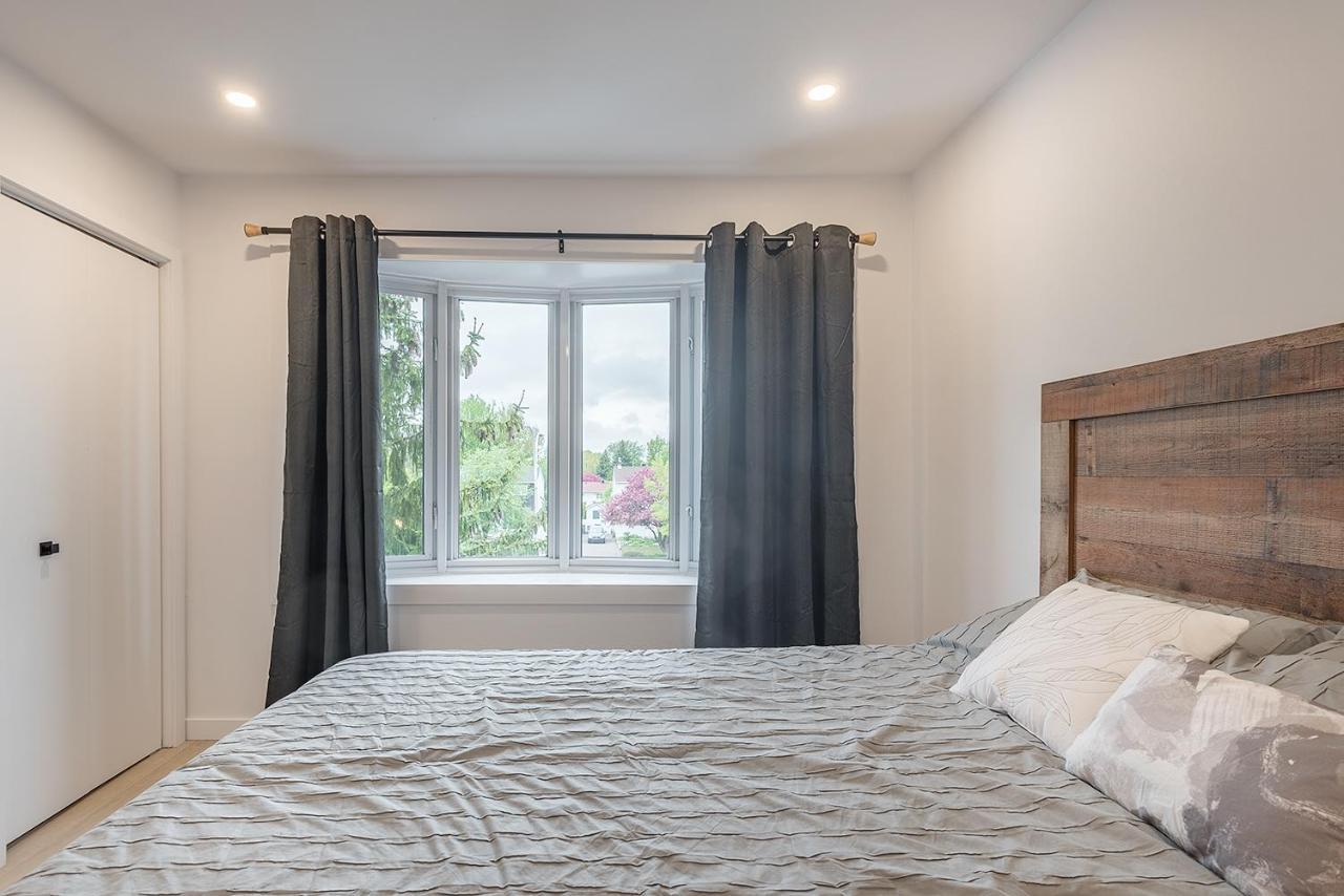 Free Parking Prime Location New Modern Condo Brossard Esterno foto