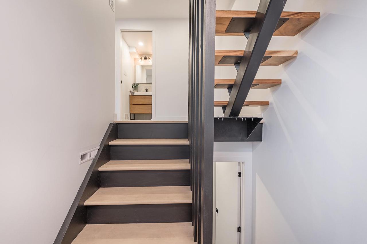 Free Parking Prime Location New Modern Condo Brossard Esterno foto