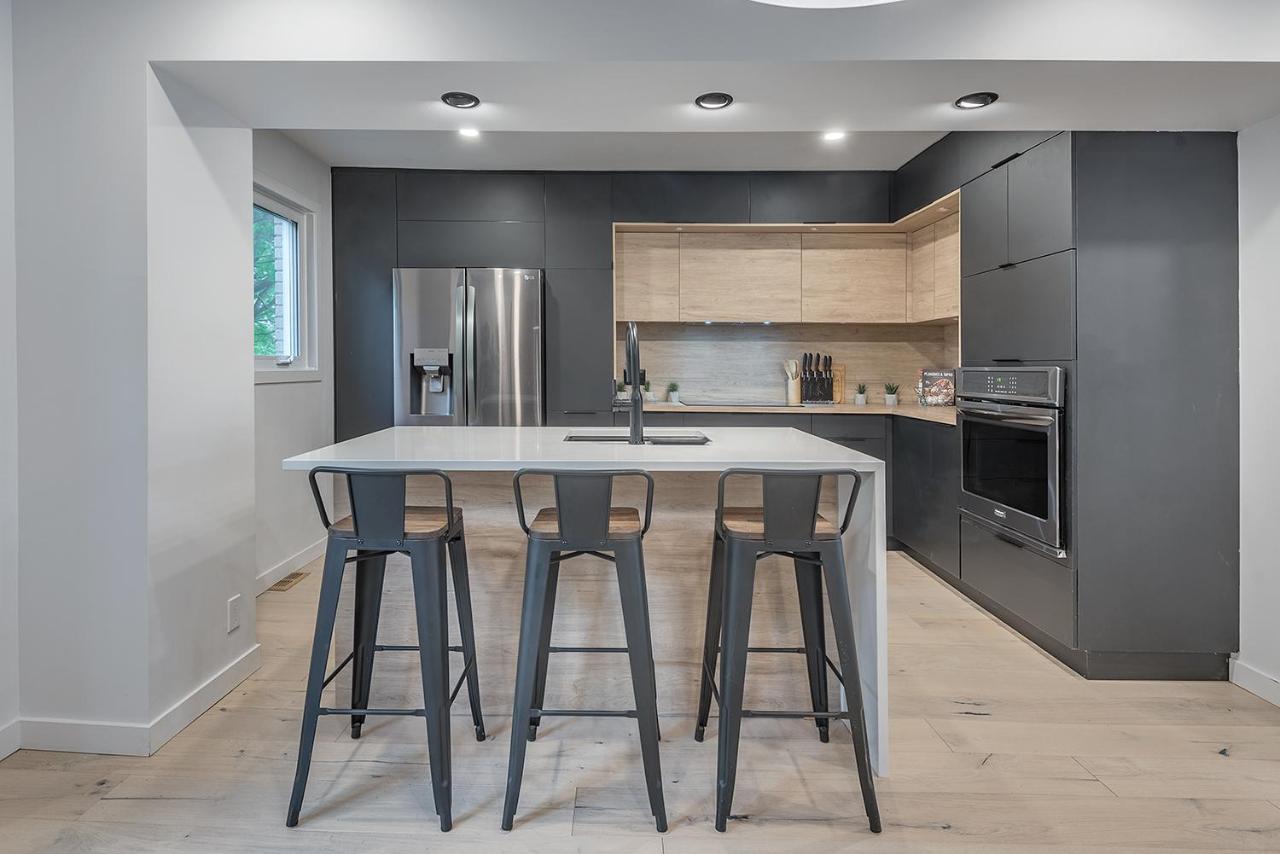 Free Parking Prime Location New Modern Condo Brossard Esterno foto