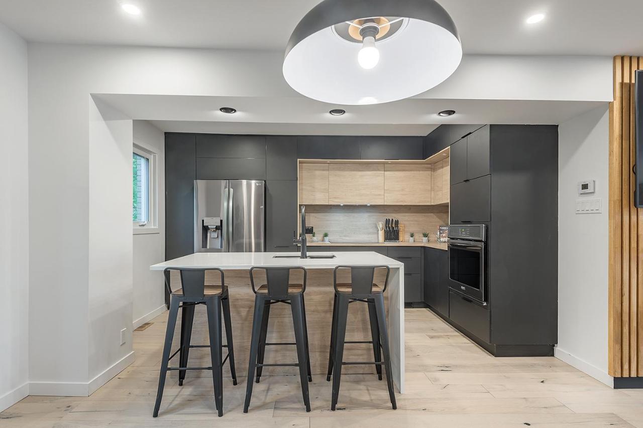 Free Parking Prime Location New Modern Condo Brossard Esterno foto